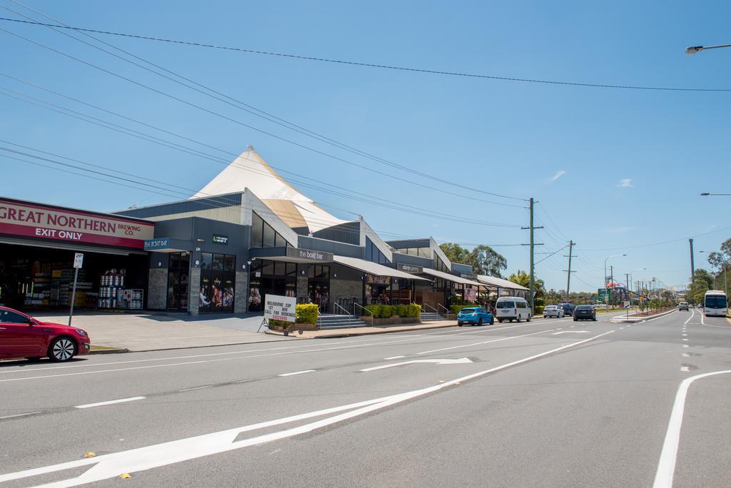 Gold Coast Theme Park Family Villa Exterior photo