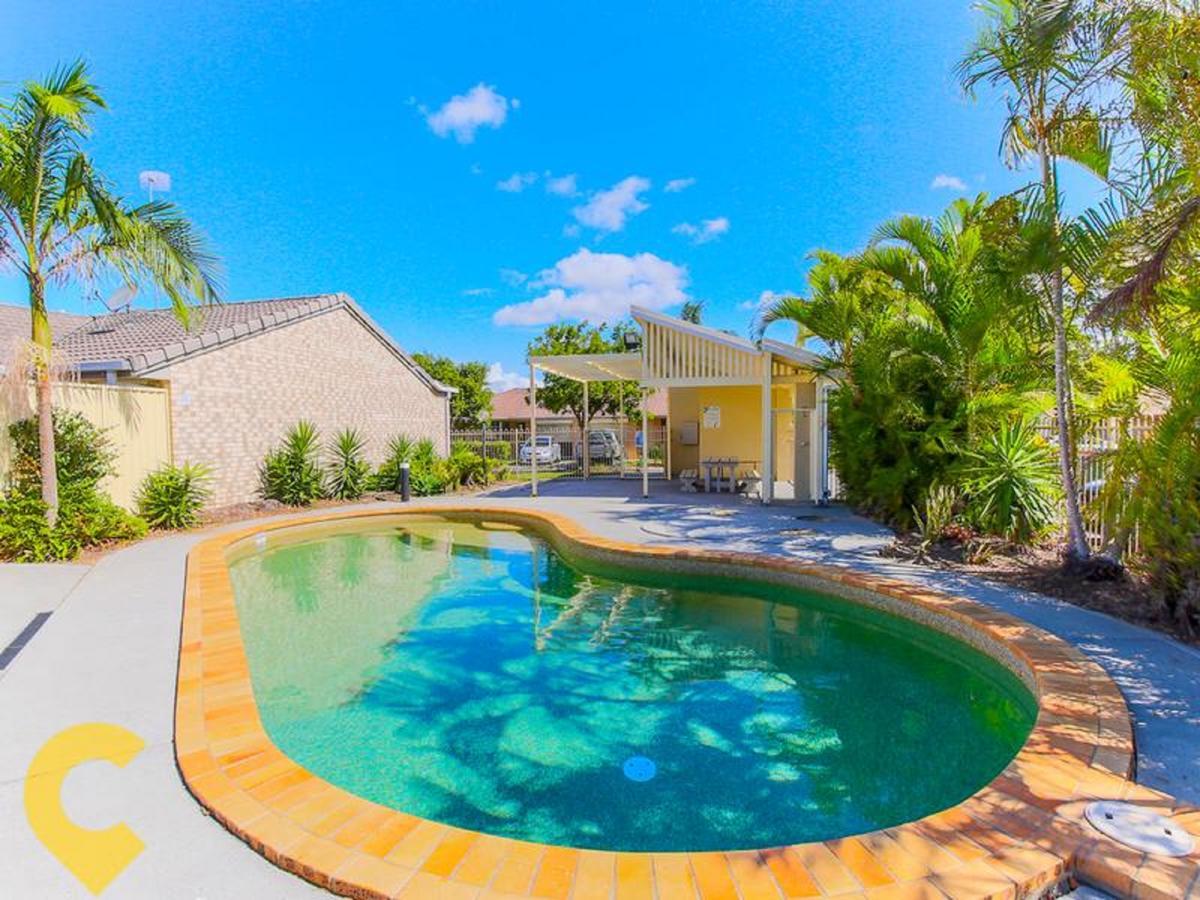 Gold Coast Theme Park Family Villa Exterior photo